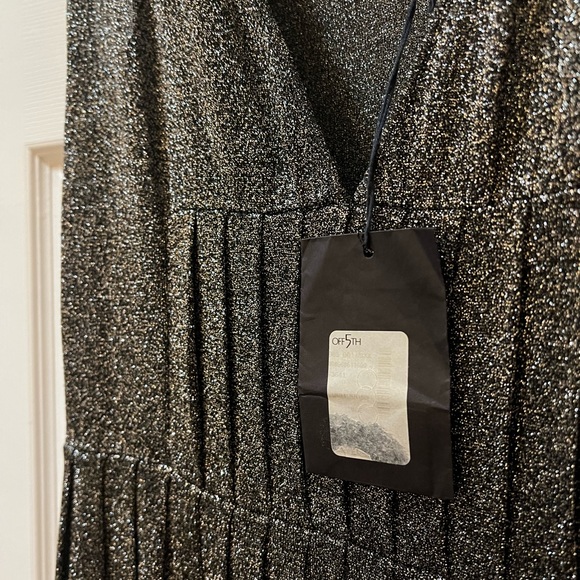 *NEW* with tags, Beautiful Silver metallic Prada dress in size EU42 (US 10-12) - Picture 3 of 3